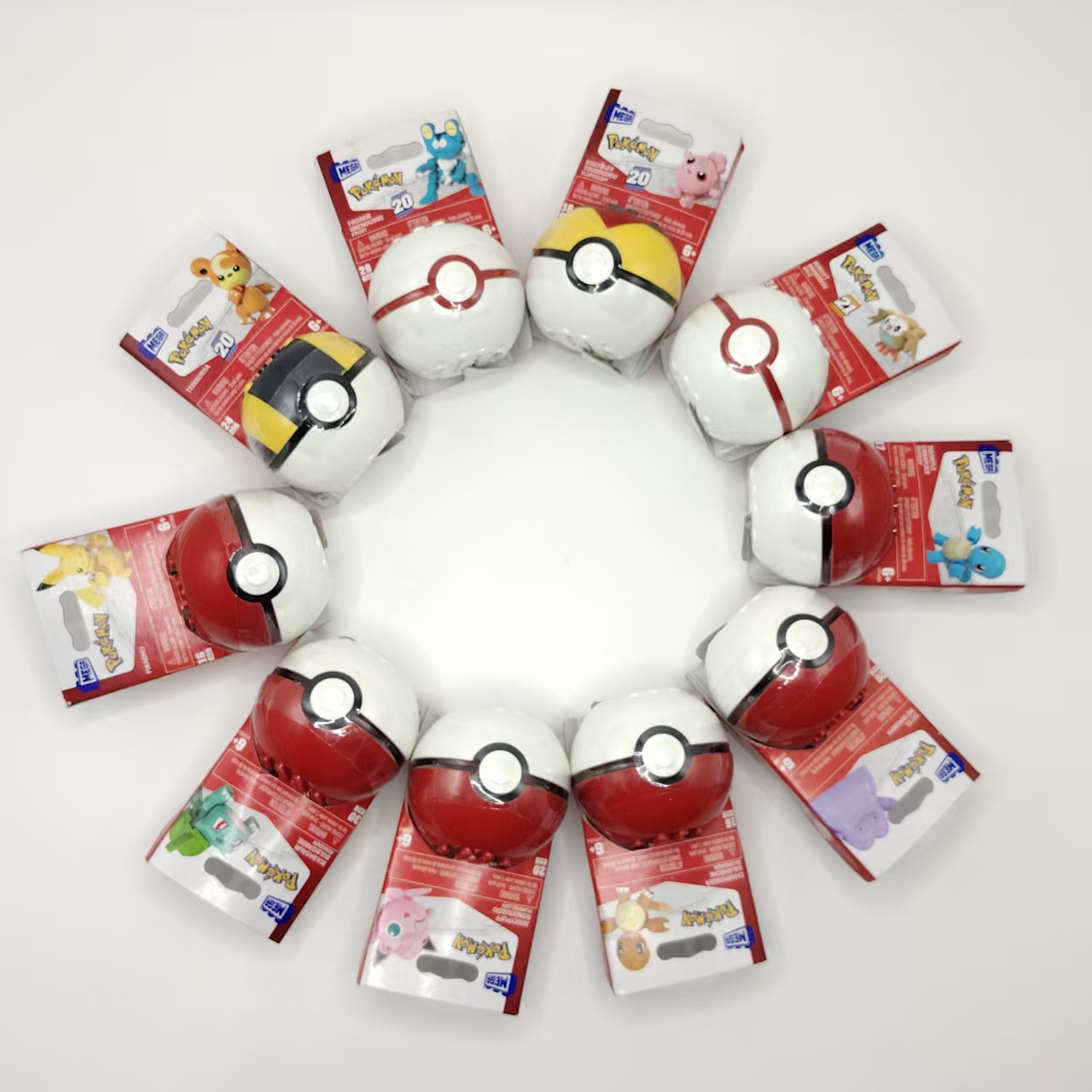 Model Kit Quick Pokemon - 1 pz. Sfera Pokémon con personaggi