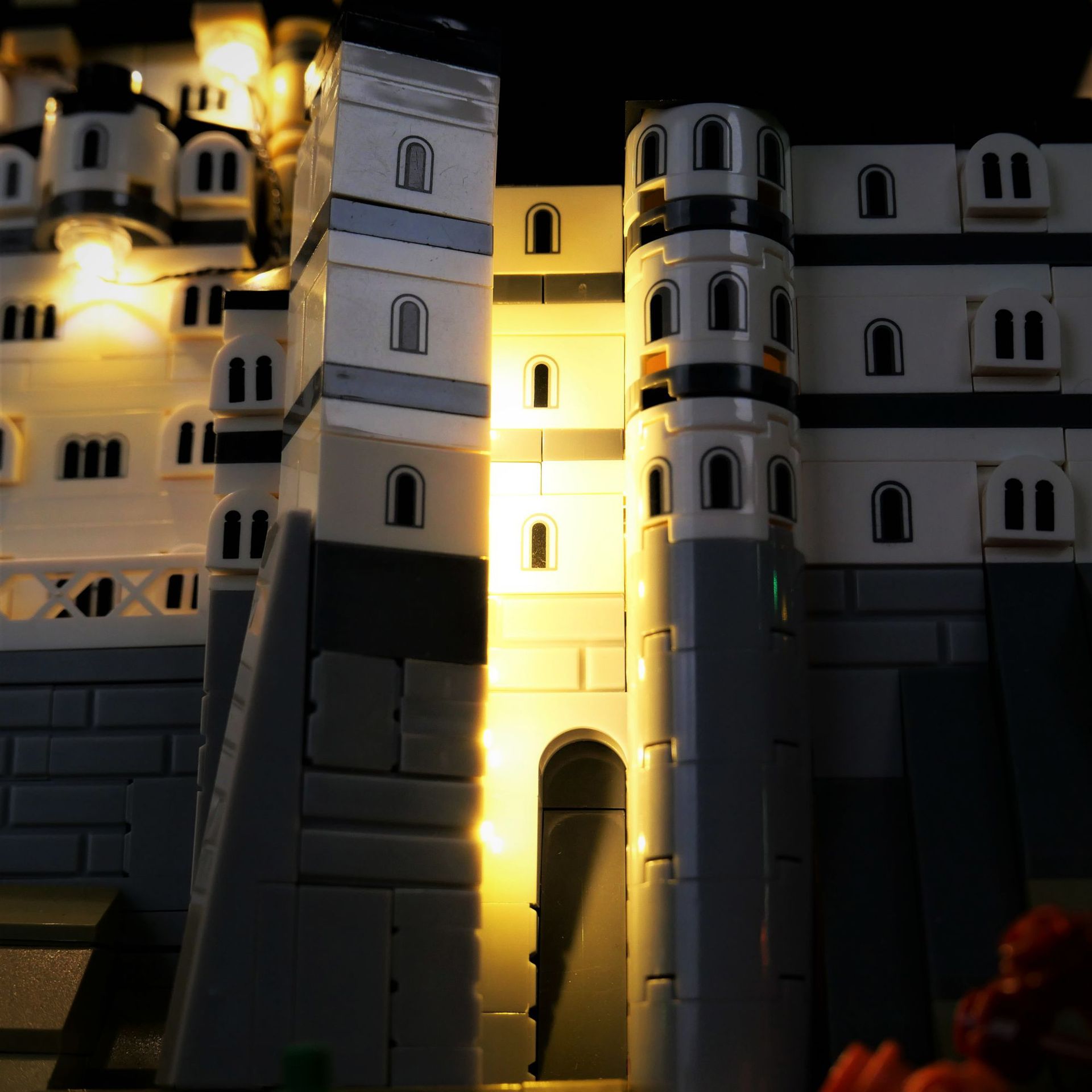Kit luce LED per LEGO Neuschwa - Model Kit Companies recensione e prezzo