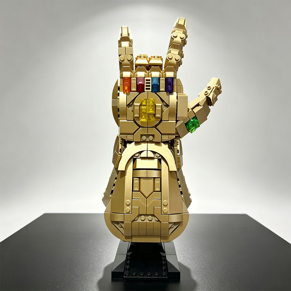2026 MOC 589 Pezzi Guanti con  - Model Kit Companies recensione e prezzo